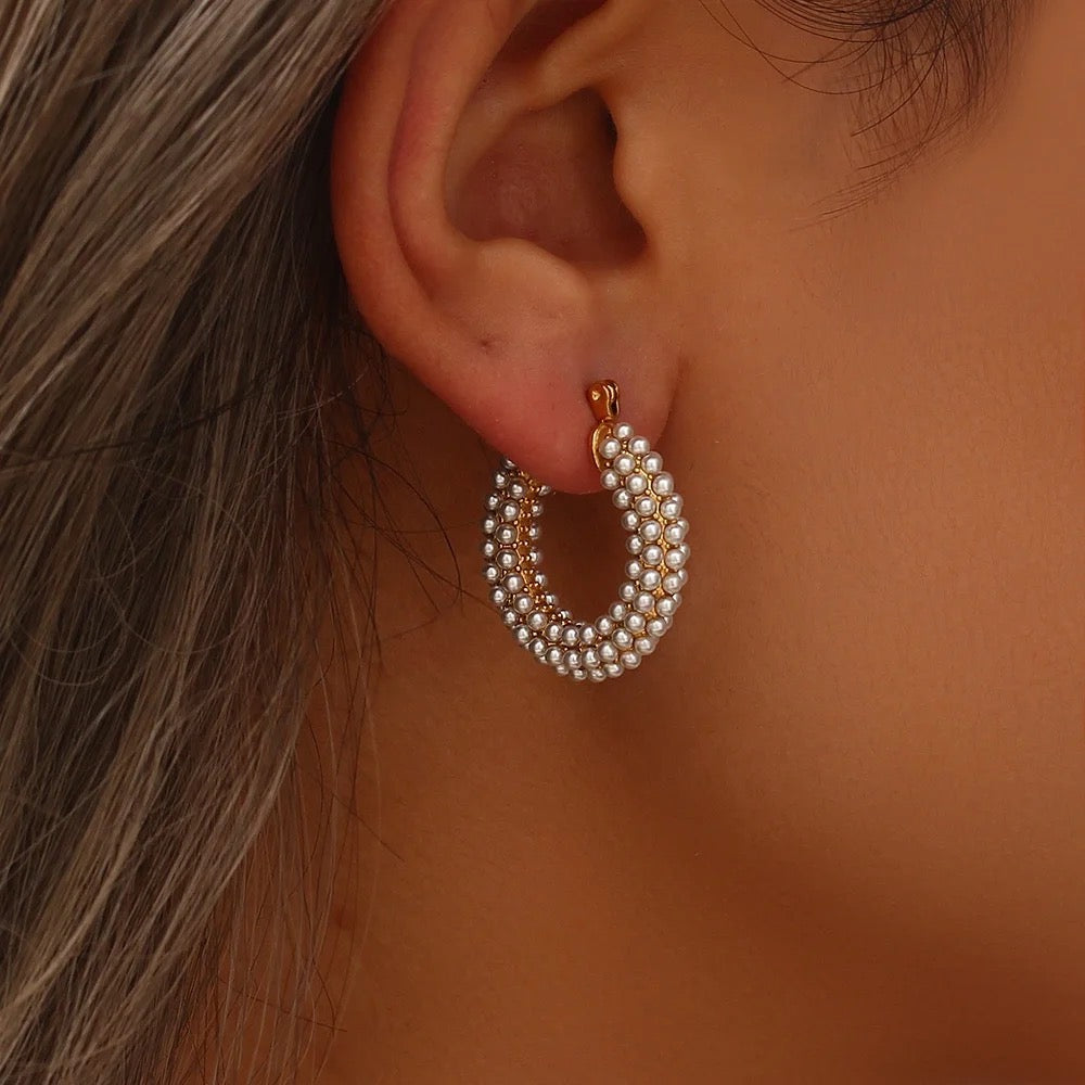 Chic Pearl & Zircon Hoops - Elegant Statement Earring