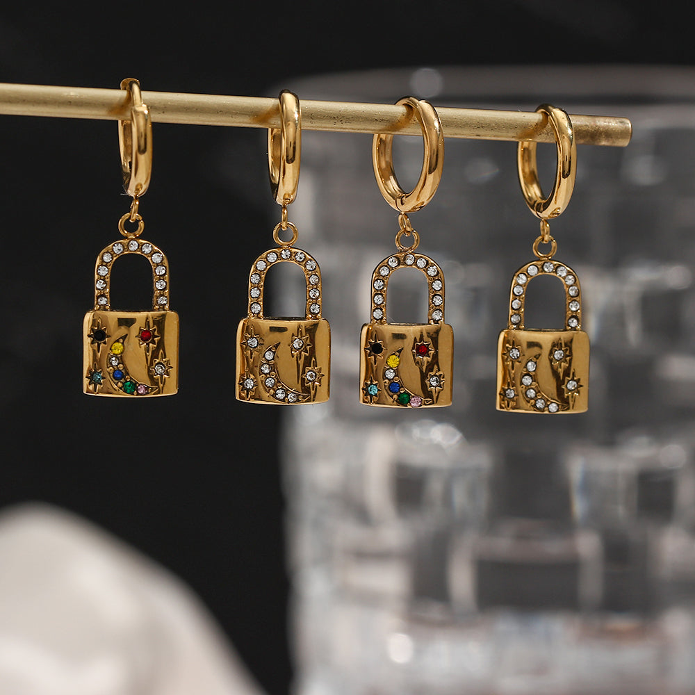 18K Gold Star & Moon Rhinestone Padlock Earrings (Gold)